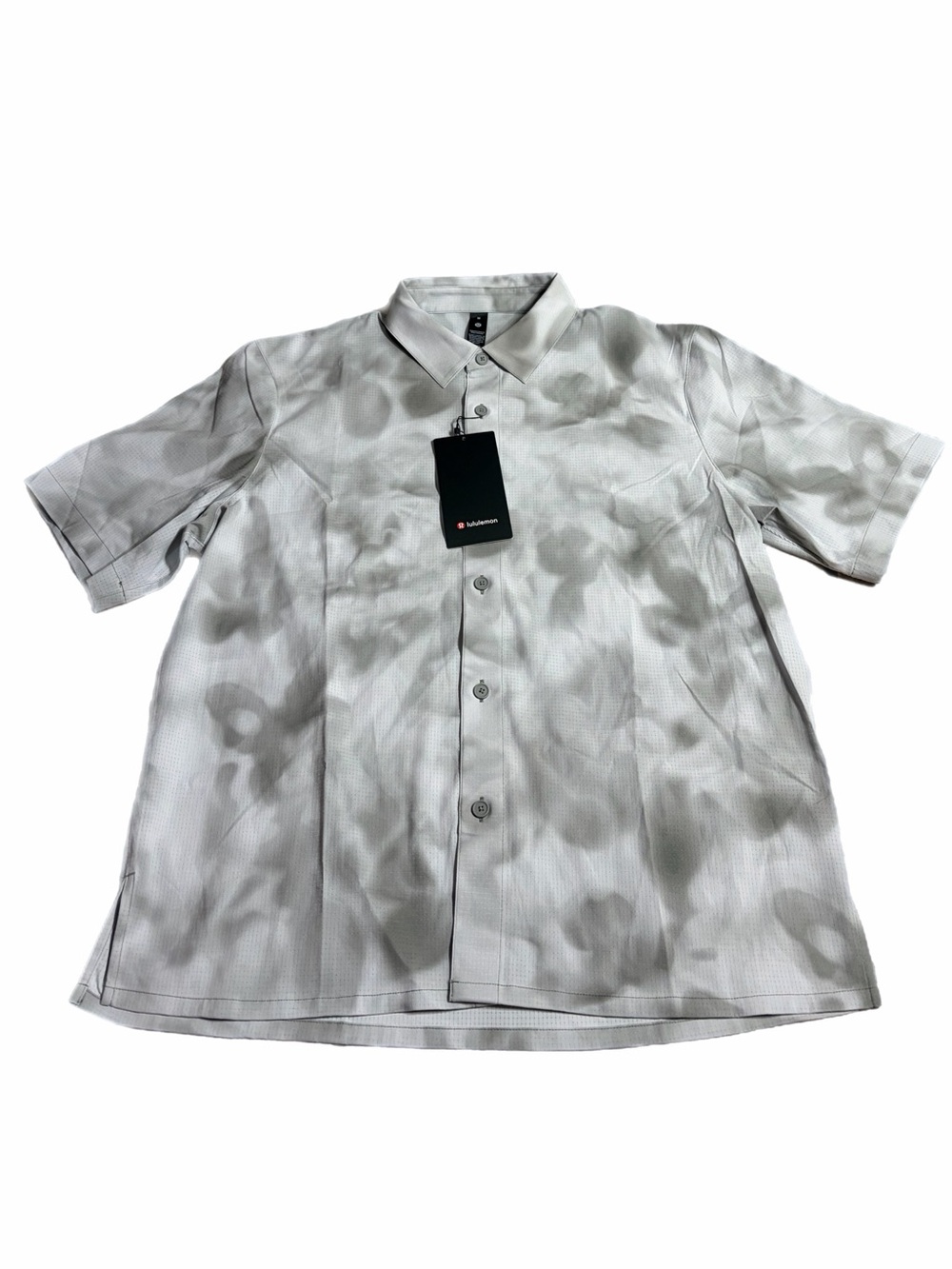 NWT Lululemon Airing Easy Relaxed Short-Sleeve Shirt (Foggy Grey) Size M